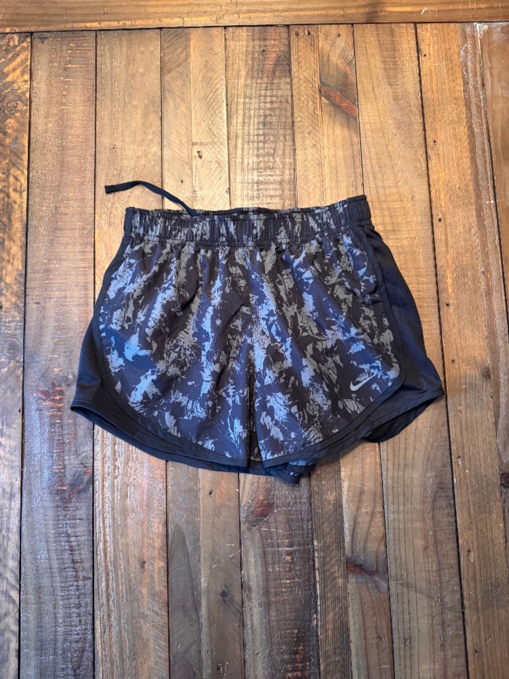 Nike One Tempo Dri-Fit Printed Running Shorts~Size Small. Black/Gray Abstract